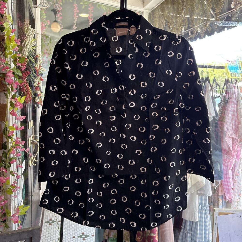Women’s Chicos Wrinkle Resistant Black Circle Blouse Size 0